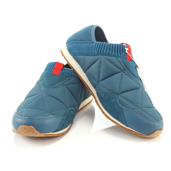teva sleeping bag slippers